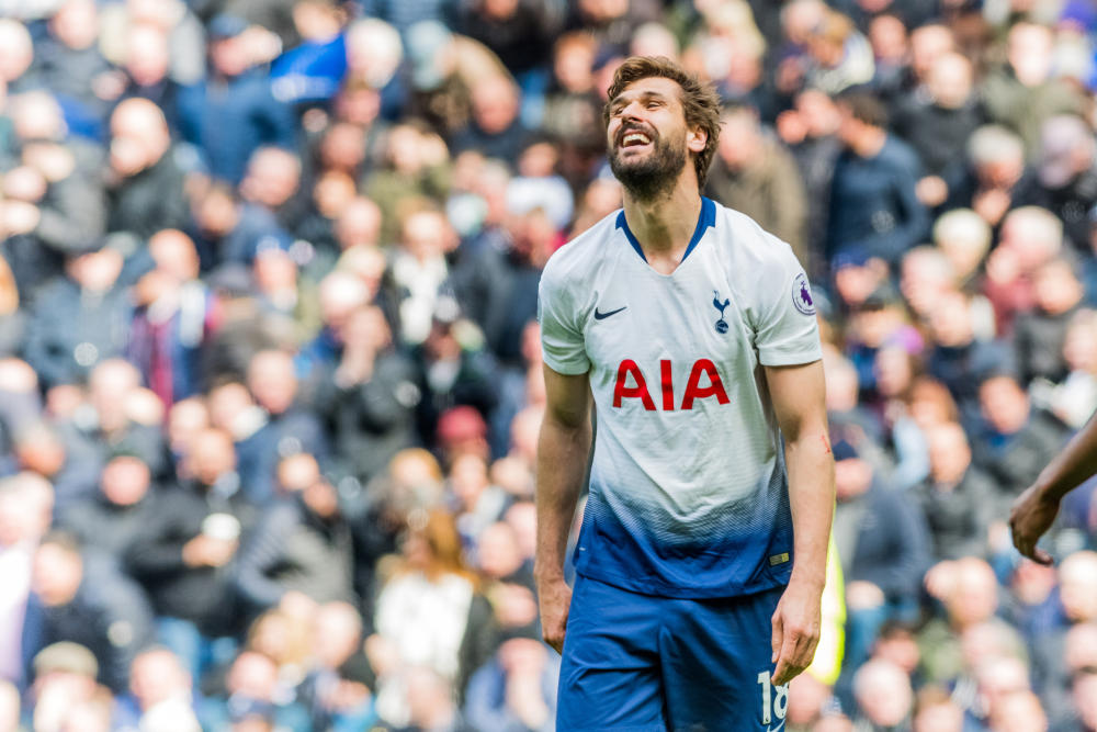 4. Fernando Llorente – 77 Headed Goals 20. Romelu Lukaku – 51 Headed Goals, 19. Guillaume Hoarau – 51 Headed Goals, 18. Olivier Giroud – 52 Headed Goals, 17. Sergio Ramos – 52 Headed Goals, 16. Harry Kane – 53 Headed Goals, 15. Islam Slimani – 53 Headed Goals, 14. Peter Crouch – 56 Headed Goals, 13. Zlatan Ibrahimovic – 58 Headed Goals, 12. Edinson Cavani – 58 Headed Goals, 11. Miroslav Klose – 58 Headed Goals, 10. Karim Benzema – 59 Headed Goals, 9. Mario Mandzukic – 60 Headed Goals, 8. Edin Džeko – 62 Headed Goals, 7. Aritz Aduriz – 63 Headed Goals, 6. Bas Dost – 68 Headed Goals, 5. Radamel Falcao – 71 Headed Goals, 4. Fernando Llorente – 77 Headed Goals, 3. Robert Lewandowski – 83 Headed Goals, 2. Luuk De Jong – 84 Headed Goals, 1. Cristiano Ronaldo – 112 Headed Goals
