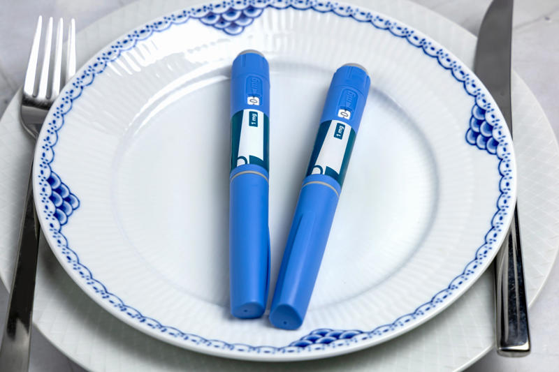 GLP-1 Injectable medication, Ozempic face, Sagging, loose skin, Weight loss, Fat distribution, Hair loss, Older appearance, Visceral fat loss, Lower the dose, Resistance training, Eat a nutritionally balanced diet, Fill up on protein, Microneedling, Limit mirror time