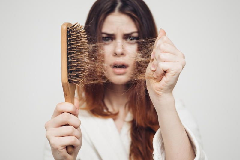 Hair loss Injectable medication, Ozempic face, Sagging, loose skin, Weight loss, Fat distribution, Hair loss, Older appearance, Visceral fat loss, Lower the dose, Resistance training, Eat a nutritionally balanced diet, Fill up on protein, Microneedling, Limit mirror time