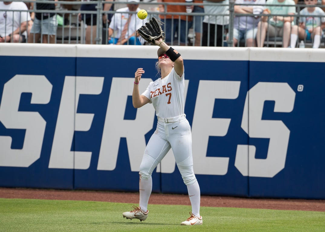 Unbelievable photos from Monday at the Women's College World Series