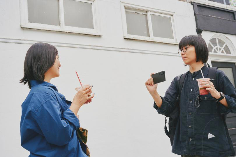ディスプレイを見なくても構図をバッチリ決めるAIカメラワーク, 引きと寄りを同時に撮影!? オートフレーミング, アップデートされた超広角レンズ, WALKMANの技術がXperiaに搭載, BRAVIAの技術がXperiaに搭載, ソニーの技術、すべてを詰め込んだスマホ