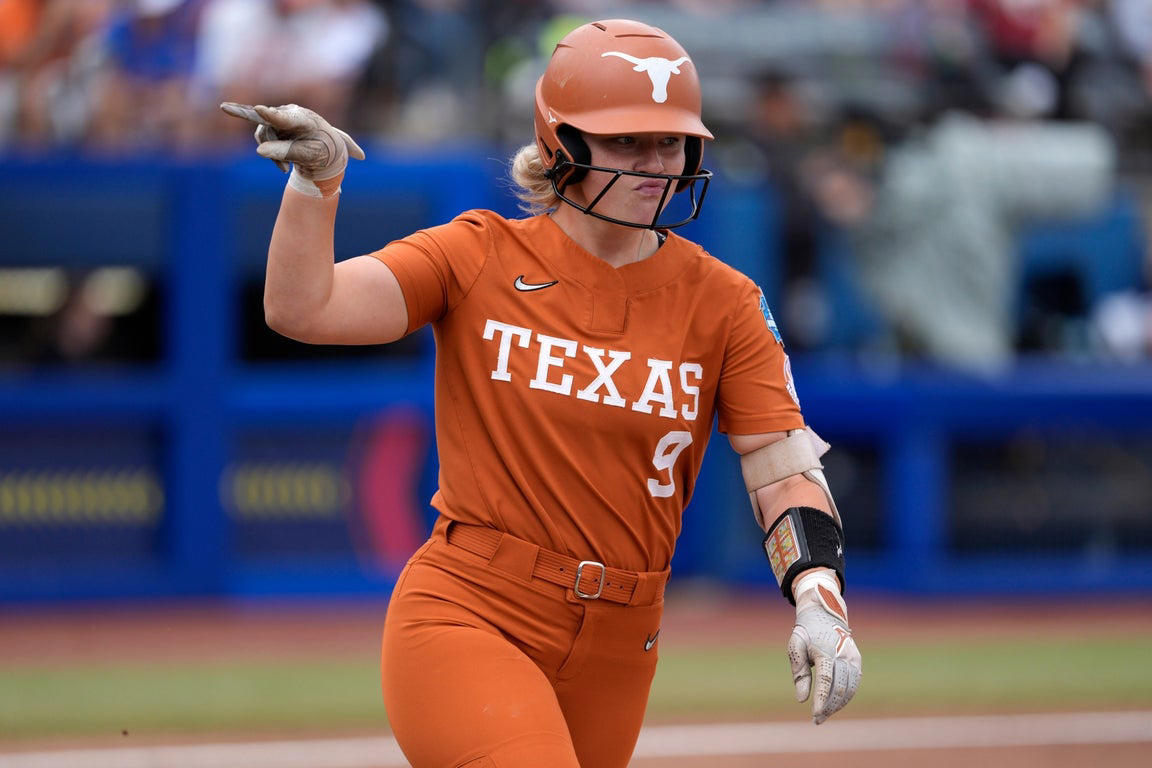 Memorable home run moments from the Women's College World Series, so far