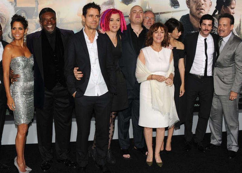 Tom Hanks: 'America's Dad', Hanks says he's made four "pretty good" movies, And he really loved making three movies!, Ranking Tom Hanks' films is harder than you think!, The Money Pit (1986), Cloud Atlas (2012), The Da Vinci Code (2006), The Green Mile (1999), Turner and Hooch (1989), The Post (2017), Captain Phillips (2013), Catch Me If You Can (2002), You've Got Mail (1998), Splash (1984), Sleepless in Seattle (1993), A Beautiful Day In The Neighbourhood (2019), Philadelphia (1993), A League of Their Own (1992), The Toy Story Franchise (1995, 1999, 2010, 2019), Big (1988), Apollo 13 (1995), Cast Away (2000), Saving Private Ryan (1998), Drum roll please...., And Tom Hanks' picks...?!, 'A League of Their Own', 'Cast Away', 'Cloud Atlas'
