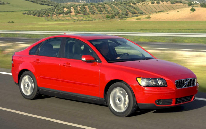 10. Volvo S40 (1995-2012), 9. Saab 9-3 (2003-2014), 8. Vauxhall Agila (2001-2014), 7. Peugeot RCZ (2009-2015), 6. Fiat Panda (2003-2011), 5. Toyota iQ (2008-2015), 4. Smart Fortwo (1998-2024), 3. Citroën Xsara (1997-2006), 2. Peugeot 206 (1998-2012), 1. Mazda MX-5 (1989-present)