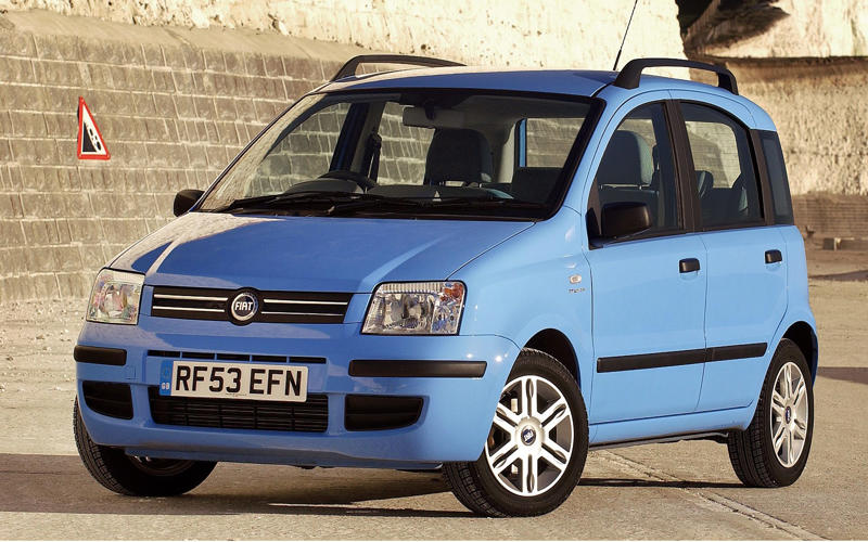 10. Volvo S40 (1995-2012), 9. Saab 9-3 (2003-2014), 8. Vauxhall Agila (2001-2014), 7. Peugeot RCZ (2009-2015), 6. Fiat Panda (2003-2011), 5. Toyota iQ (2008-2015), 4. Smart Fortwo (1998-2024), 3. Citroën Xsara (1997-2006), 2. Peugeot 206 (1998-2012), 1. Mazda MX-5 (1989-present)