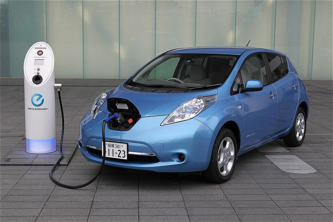 日本独自規格の軽自動車市場に参入する意味, EV量産化は軽自動車からはじまった, 商用車とEVの歩み, 軽EVの販売状況, 軽EVの今後について