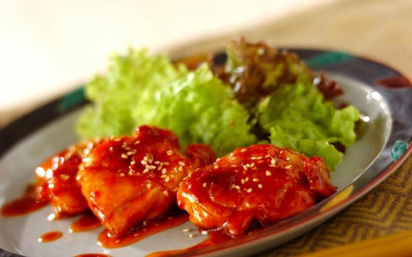 鶏肉のショウガ焼き, 鶏もも肉のコチュマヨ焼き, 鶏肉のハニーペッパー焼き, やみつき照りマヨチキン , 鶏肉のオーブン焼き, 鶏肉とレンコンのオイスターソース煮