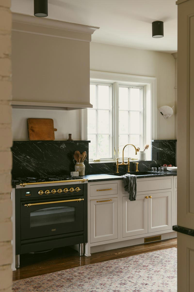 What Is a Half Backsplash?, Why Designers Are Loving the Half-Height Look, It’s Decorative and Functional, The Verdict on Half Backsplashes
