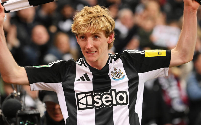 Latest transfer news headlines, Gyokeres update, Arsenal set to commence Nwaneri contract talks, DONE DEAL, Mosquera to Arsenal, Garnacho rejects Al Nassr move, West Ham target Liverpool duo, Spurs eye Esteve, Arsenal 'completing' Gyokeres move, Battle for Palhinha, Petrovic set for Bournemouth medical, Sunderland eye Ramsdale, Kiwior no longer part of Arteta's plans, Ferguson 'chooses' Roma, Bizot set for Villa, Arsenal set to commence Nwaneri contract talks, West Ham close in on new signing, Arsenal 'setback' in Gyokeres pursuit, Arsenal to Madueke update, Man Utd braced for Barca approach for Rashford, Spurs hope over Gibbs-White, Arsenal target Gyokeres as part of TRIPLE deal, Fenerbahce rule out move for Spurs midfielder, Garnacho rejects Al Nassr move, Totteham latest on Gibbs-White, Benfica target cut-price Joao Felix deal, Chelsea set Nkunku price, PSG want Fulham ‘crown jewel’, Carroll in shock Dagenham and Redbridge move, Arsenal and Chelsea move for Barcelona midfielder, Man Utd eye shock move for Chelsea star, Arsenal work on fresh Gyokeres deal, Konate rejects new Liverpool deal, What next for Gyokeres?, Gibbs-White absent from Forest friendly, DONE DEAL, Sporting issue Gyokeres statement, Kudus explains Spurs decision, Elanga excited after completing Newcastle transfer, Gyokeres update, Henderson to join Brentford, Zubimendi straight down to business, Mosquera returns to training, Wissa bid rejected, Spurs remain interested, Rodrygo asking price, Gittens shirt number theory, Nwaneri contract latest, DONE DEAL, Eze absence explained, Man Utd could hijack Galatasaray's Osimhen talks, Tottenham still hopeful over Gibbs-White deal, Newcastle prepare opening Gallagher bid, Mbeumo expected to join Man Utd next week, Grealish declares love for Man City, Bissouma tells Tottenham he wants to stay, Real Madrid weigh up huge bid for Liverpool star, Madueke lands back in England ahead of Arsenal medical, Chelsea offered hope over Donnarumma deal, Douglas Luiz wants Tottenham move as West Ham lodge loan bid, Man City join race for £34m-rated Wesley, Spurs expect Romero to stay this summer, Jackson is not untouchable at Chelsea, Juve agree fee for Sancho, Man Utd in talks over double midfielder deal, Tottenham still hopeful over Gibbs-White, Arsenal to make Eze bid, Madueke set for Arsenal medical, Gyokeres to Arsenal deal 'absolutely on', Maresca confirms Madueke deal, Arsenal eye Eze alternative, Newcastle sign Elanga, Gyokeres due back at Sporting, Real sell one more, Real considering huge bid for Liverpool star, Petrovic deal agreed, Woltemade offer knocked back, Liverpool considering Gordon, Bayern make Diaz offer, Liverpool to open Ekitike talks, Benfica want 50% of Felix, Antony nearing Man Utd exit, Bissouma to Fener?, United ready to gazump Gala, Jackson not untouchable, Propper set for Twente return, Rohl set for stunning Sheff Wednesday comeback, Aubameyang in line for Marseille return, Rodrygo to Arsenal update, Munoz 'open' to Crystal Palace exit, Madueke medical, Chelsea in advanced talks for £25m deal