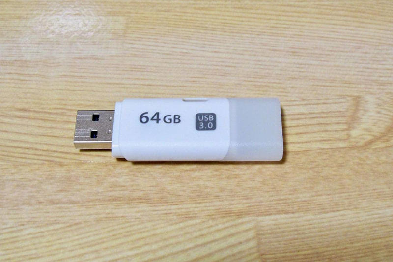 不正利用やウイルス感染のリスクも非常に高い, 物理的なデータの受け渡しが必要な場面がまだある, 起動メディアとしての役割, USBメモリは年代を問わず直感的に操作できる, 物理ストレージを使い続ける際に行うべきセキュリティ対策とは