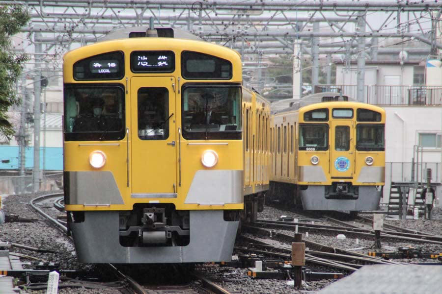 東西直通が生む新需要圏, 都心迂回型路線の再評価, 所沢を軸に描く広域交通ハブ構想, 鉄道39.4%に潜む転移余地, 通勤構造を変える非都心間移動需要, 武蔵野線ダイヤ編成の難題, 首都圏鉄道網再編の波及効果