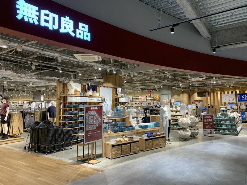 無印は成長軌道に入っている, 今や「ニトリ」以上の伸び率に, 既存店の客数が大幅増になった理由, 購買頻度の高い商品を徹底強化, 「無印コスメ」がブームになるまで, 今後のカギを握るのは国内と中国