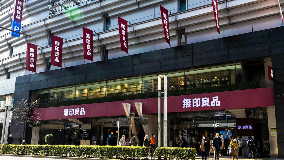 無印は成長軌道に入っている, 今や「ニトリ」以上の伸び率に, 既存店の客数が大幅増になった理由, 購買頻度の高い商品を徹底強化, 「無印コスメ」がブームになるまで, 今後のカギを握るのは国内と中国