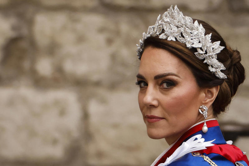 A face that speaks many words, Kate's faces, Young love, 25 years old, Timeless pair, Engagement, London 2012, The face of a new mother, Mother of a future King, Catherine in the middle?, Royal ladies, Animated and connecting with the people, Fresh and breezy, Piercing eyes, Mother of three, A sad occasion, Future of the monarchy, 'My concentrating face'?, Catherine at the BAFTAs, Coronation of King Charles
