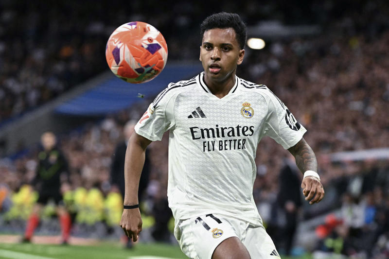 Latest transfer news headlines, Bayern consider Gittens hijack, Arsenal could give up on Sesko, Bayern refusing to give up Williams pursuit, Fenerbahce offer David contract, United table bid for Lunin, Arsenal to wait on Rodrygo, Al Hilal target AC Milan star, Burnley to sign new keeper, Pogba set for Monaco switch, Fulham to profit from Elliot transfer, Brighton target Flamengo full-back, United set Antony asking price, Three way fight for Sancho, Leicester enter manager market, Guehi set to leave Palace, Brighton eye Elliot, Bayern Munich target Martinelli, WSL transfer latest: City sign young phenom, United eye Liverpool star, Liverpool offer Nunez and Chiesa for Osimhen, Szczęsny to extend Barcelona stay, Man United prepare Real Madrid deal, De Bruyne to play a role in Grealish move, Newcastle intensify Elanga interest, Bournemouth hold out for Zabarnyi, Courtois: I want to retire at Real Madrid, Deco speaks on Barcelona transfer to-do list, Arsenal target Brentford star, Liverpool deal 'here we go', Fulham midfielder chooses Everton, Chelsea end interest in Spanish talent, Arsenal striker search hits the rocks, Williams wants to join Barcelona, 'Exploratory talks' over Chelsea striker, Arsenal ready to accelerate Rodrygo move, Guardiola wants to cut Man City squad, Spurs join race for Garnacho, No Chelsea plans over Maignan deal, Arsenal 'agree' first summer deal, Liverpool close in on Guehi deal, Chelsea have new defender target, Arsenal target shock move for PSG star, Fenerbahce table Duran offer, Guehi prepared to see out Palace deal, Chelsea will not renew Maignan interest, Rashford: I'd love to play with Yamal, Atletico chase Digne, PSV offered Ferguson, Sunderland pursue Vanat, City open to Gundogan departure, Quansah to Leverkusen 'done', Fulham eye Palhinha return, Saudi interest rivals Monaco for Pogba, Zubimendi visits London Colney, Carnesecchi a Man Utd target if Onana leaves, Isak an 'unrealistic' target for Liverpool, Juve interested in Sancho, Holmgaard to leave Everton, Real interested, Onana wants to stay at Man United, Palhinha pondering Premier League return, Italian interest in Jackson, Liverpool eye shock Osimhen swap, Wirtz: First conversation with Slot had impact, Semenyo valuation puts off suitors, Antony pushing for summer exit, Andrews in line for Brentford job, Martinez eyes up Man United move, Atletico turn away from Robertson, Galatasaray keen on Gundogan, Arsenal linked with Premier League midfielder, Man United face goalkeeper decision, Nuno handed new Forest contract, Guehi move to Liverpool in doubt, Maresca wants Diomande at Chelsea, Arsenal push on with Hato talks, Chelsea plot Pedro hijack, Arsenal new midfield target, Emi Martinez latest, London City sign Lyon star, PSG submit fresh offer for Zabarnyi, Chelsea told to steer clear of Garnacho, Manchester United plot Ekitike plan, Kudus rumours set to rumble on, Walker-Peters eyed for Spurs return, Liverpool reach Kerkez agreement, Napoli keen on Nunez, Rashford could be set for another loan, Wirtz completes medical!, Update on Liverpool interest in Isak, Four Man United players to be left out of tour, Maresca responds to Madueke rumours, Arsenal sent Zaire-Emery message, Zubimendi arrives in London, Man United make Martinez approach, Kerkez to Liverpool a 'done deal', Quansah to complete Leverkusen move, Chelsea plot Pedro hijack, Kehl reveals Gittens 'conversations', Tottenham make Kudus approach, Gyokeres makes transfer decision