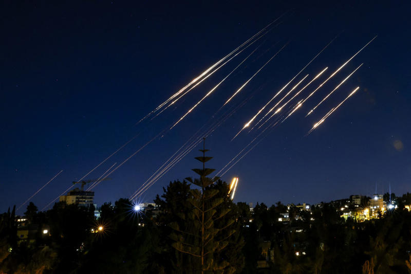 Escalation A regime change, Escalating declarations, Drawing some lines, No hits against the leadership, Subject to change, Aggressive threats, Uncertain US involvement, Dragged under Israeli leadership, Avoiding escalation, Urging Iran to negotiate, Iran's attempts to talk, No signs of de-escalation