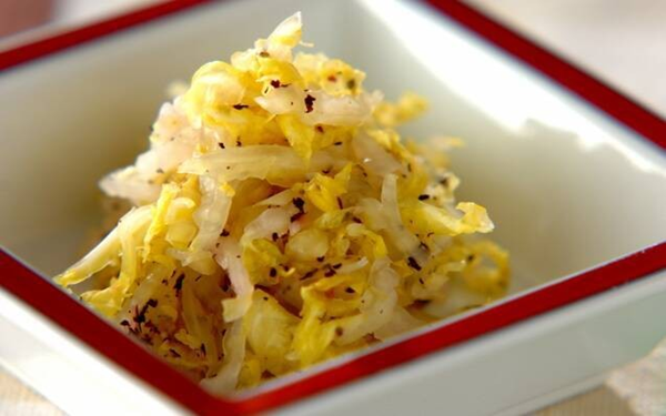 塩もみで簡単！ さっぱり白菜のゆかり和え, 玉ネギのゆかり和え, イカのゆかり和え, ちくわのゆかり天ぷら, 切干し大根のゆかり和え, キャベツのゆかり和え