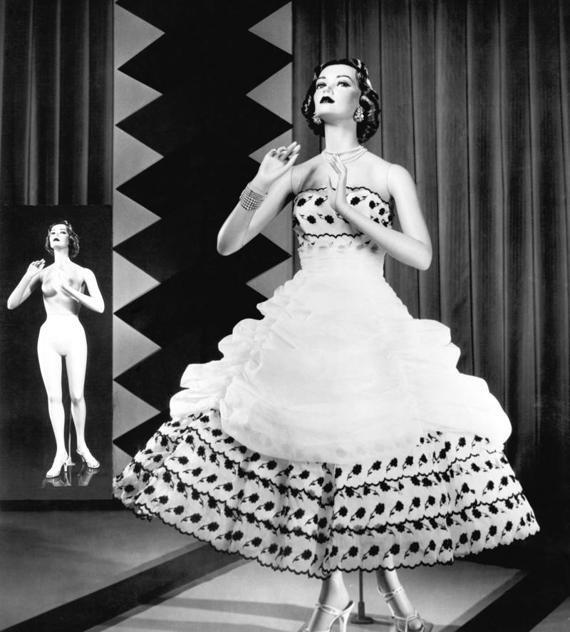 Beachside modesty, Two-piece style, Bridal couture, Seams in her stockings, "Circle" skirts, Early 1950s hair, Beauty queens, Poodle hair, A new wave, The bouffant, Invaluable saris, Tiny waist, a peplum and a fur collar, American royalty in a tiara, Airport glamour, Itty, bitty uniforms, Pedal pushers pushing limits, "Street" style, Dressing for errands, Formfitting dresses, Grace Kelly's equestrian glamour, Affordable fur "stole" hearts, Pretty as a princess, Elizabeth Taylor's lingerie chic, Sporty but feminine, A match made in glamour heaven, A regal tone