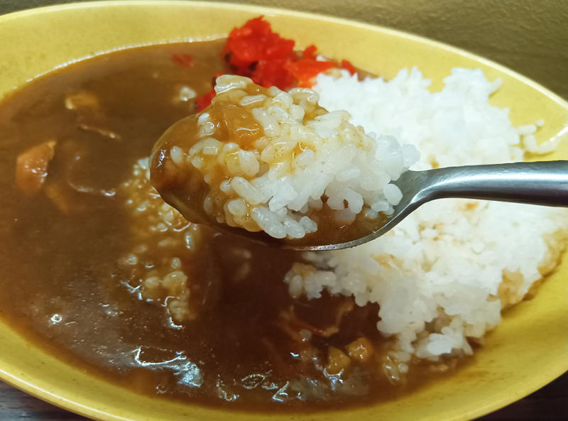 ・ガード下の片隅, ・券売機に感じる綾瀬の風, ・ゲソ天そばと玉子天, ・価格帯は立ち食いそば, ・今回紹介した店舗の情報