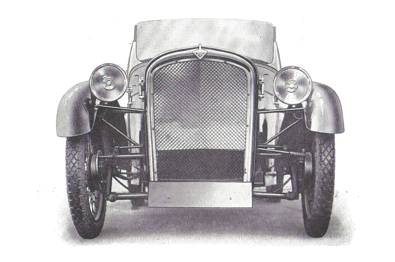 25. Lloyd 350: 347cc 1. Fiat 600: 633cc, 2. Renault 3: 603cc, 3. Citroën Ami 6: 602cc, 4. Citroën LN: 602cc, 5. Citroën Méhari: 602cc, 6. smart: 599cc, 7. Fiat 126: 594cc, 8. DKW F1: 584cc, 9. BMW 600: 582cc, 10. Fiat 500 Topolino: 569cc, 11. Suzuki SC100: 539cc, 12. NSU Spider: 497cc, 13. Steyr-Puch 500: 493cc, 14. Morgan Runabout: 482cc, 15. Fiat Nuova 500: 479cc, 16. Citroën Dyane: 425cc, 17. Vespa 400: 393cc, 18. Citroën 2CV: 375cc, 19. Suzulight: 359cc, 20. Honda T360: 356cc, 21. Mazda R360: 356cc, 22. Subaru 360: 356cc, 23. Suzuki Fronte: 356cc, 24. Honda N360: 354cc, 25. Lloyd 350: 347cc, 26. Berkeley Sports: 322cc, 27. Lloyd 300: 293cc, 28. Renault Voiturette: 273cc, 29. Lloyd 250: 250cc, 30. Goggomobil: 245cc, 31. Isetta: 236cc, 32. Fuldamobil: 191cc, 33. Heinkel Kabine: 174cc, 34. Messerschmitt KR175: 173cc, 35. Invacar: 147cc, 36. Bond Minicar: 122cc, 37. Peel P50: 49cc, 38. Brütsch Mopetta: 48cc