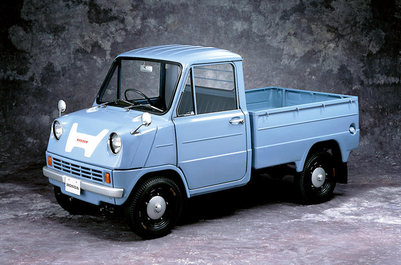 20. Honda T360: 356cc 1. Fiat 600: 633cc, 2. Renault 3: 603cc, 3. Citroën Ami 6: 602cc, 4. Citroën LN: 602cc, 5. Citroën Méhari: 602cc, 6. smart: 599cc, 7. Fiat 126: 594cc, 8. DKW F1: 584cc, 9. BMW 600: 582cc, 10. Fiat 500 Topolino: 569cc, 11. Suzuki SC100: 539cc, 12. NSU Spider: 497cc, 13. Steyr-Puch 500: 493cc, 14. Morgan Runabout: 482cc, 15. Fiat Nuova 500: 479cc, 16. Citroën Dyane: 425cc, 17. Vespa 400: 393cc, 18. Citroën 2CV: 375cc, 19. Suzulight: 359cc, 20. Honda T360: 356cc, 21. Mazda R360: 356cc, 22. Subaru 360: 356cc, 23. Suzuki Fronte: 356cc, 24. Honda N360: 354cc, 25. Lloyd 350: 347cc, 26. Berkeley Sports: 322cc, 27. Lloyd 300: 293cc, 28. Renault Voiturette: 273cc, 29. Lloyd 250: 250cc, 30. Goggomobil: 245cc, 31. Isetta: 236cc, 32. Fuldamobil: 191cc, 33. Heinkel Kabine: 174cc, 34. Messerschmitt KR175: 173cc, 35. Invacar: 147cc, 36. Bond Minicar: 122cc, 37. Peel P50: 49cc, 38. Brütsch Mopetta: 48cc