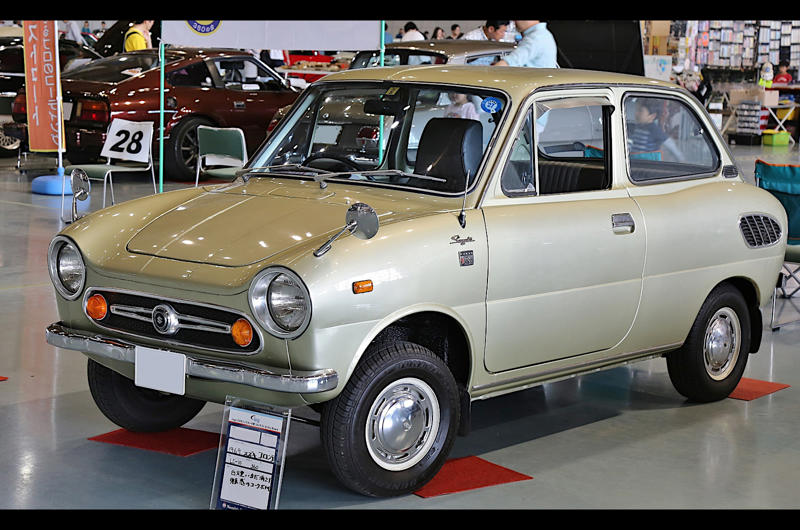 23. Suzuki Fronte: 356cc 1. Fiat 600: 633cc, 2. Renault 3: 603cc, 3. Citroën Ami 6: 602cc, 4. Citroën LN: 602cc, 5. Citroën Méhari: 602cc, 6. smart: 599cc, 7. Fiat 126: 594cc, 8. DKW F1: 584cc, 9. BMW 600: 582cc, 10. Fiat 500 Topolino: 569cc, 11. Suzuki SC100: 539cc, 12. NSU Spider: 497cc, 13. Steyr-Puch 500: 493cc, 14. Morgan Runabout: 482cc, 15. Fiat Nuova 500: 479cc, 16. Citroën Dyane: 425cc, 17. Vespa 400: 393cc, 18. Citroën 2CV: 375cc, 19. Suzulight: 359cc, 20. Honda T360: 356cc, 21. Mazda R360: 356cc, 22. Subaru 360: 356cc, 23. Suzuki Fronte: 356cc, 24. Honda N360: 354cc, 25. Lloyd 350: 347cc, 26. Berkeley Sports: 322cc, 27. Lloyd 300: 293cc, 28. Renault Voiturette: 273cc, 29. Lloyd 250: 250cc, 30. Goggomobil: 245cc, 31. Isetta: 236cc, 32. Fuldamobil: 191cc, 33. Heinkel Kabine: 174cc, 34. Messerschmitt KR175: 173cc, 35. Invacar: 147cc, 36. Bond Minicar: 122cc, 37. Peel P50: 49cc, 38. Brütsch Mopetta: 48cc