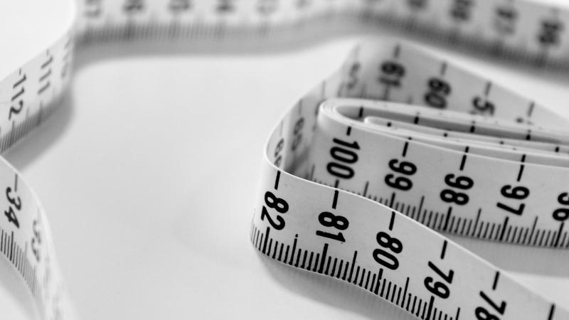4. Scale Won’t Budge 1. Emotional Eating, 2. Yo-Yo Dieting, 3. Loss of Motivation, 4. Scale Won’t Budge, 5. Digestive Issues, 6. Cravings, 7. Binge Eating, 8. Too Sluggish, 9. Drinking Too Much, 10. Giving Up, 1. Creative Outlets, 2. Help Others, 3. Practice Gratitude, 4. Talk It Out, 5. Meditate, 6. Journaling, 7. Choose Healthier Snacks, 8. Exercise, 9. Getting Out in Nature, 10. Deep Breaths