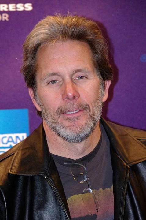 Harrison Ford, Bill Murray, John Belushi, Jim Belushi, Richard Pryor, Patricia Arquette, Aidan Quinn, Melissa McCarthy, Joan Cusack, John Cusack, Nick Offerman, John C. Reilly, Anthony Tyler Quinn, Robin Williams, Harold Ramis, Andre Braugher , Susan Saint James, Barbara Hale, Gary Cole , Betty White , Jane Lynch 