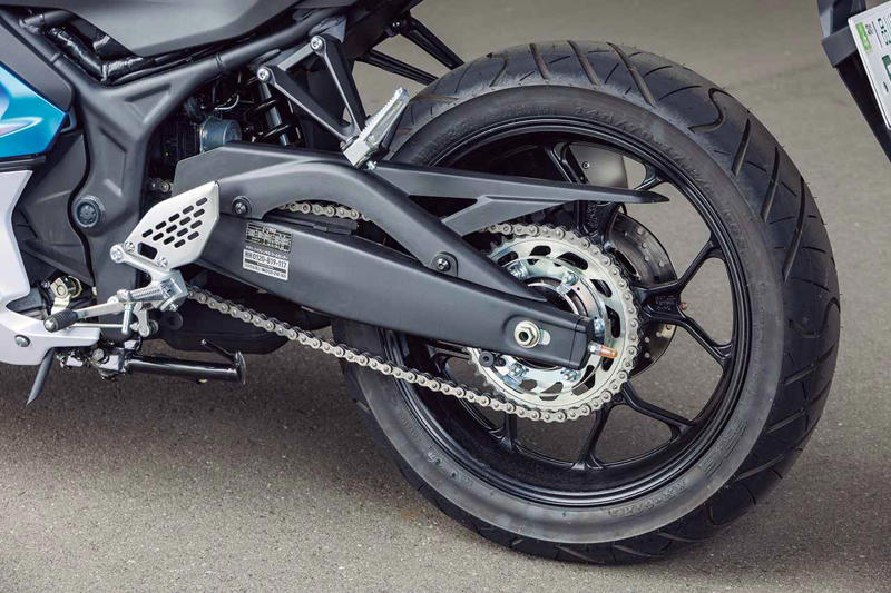 ヤマハ「YZF-R25 ABS」インプレ（太田安治）, ヤマハ「YZF-R25 ABS」カラー・人気投票, ヤマハ「YZF-R25 ABS」ライディングポジション・足つき性, ヤマハ「YZF-R25 ABS」各部装備・ディテール解説, ヤマハ「YZF-R25 ABS」写真・動画, ヤマハ「YZF-R25 ABS」主なスペック・燃費・製造国・価格, ヤマハ「YZF-R25 ABS」関連のおすすめ記事
