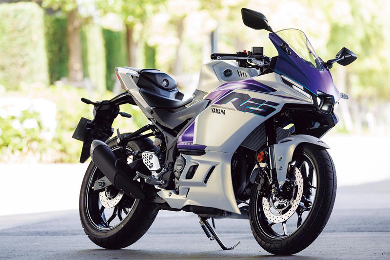 ヤマハ「YZF-R25 ABS」インプレ（太田安治）, ヤマハ「YZF-R25 ABS」カラー・人気投票, ヤマハ「YZF-R25 ABS」ライディングポジション・足つき性, ヤマハ「YZF-R25 ABS」各部装備・ディテール解説, ヤマハ「YZF-R25 ABS」写真・動画, ヤマハ「YZF-R25 ABS」主なスペック・燃費・製造国・価格, ヤマハ「YZF-R25 ABS」関連のおすすめ記事