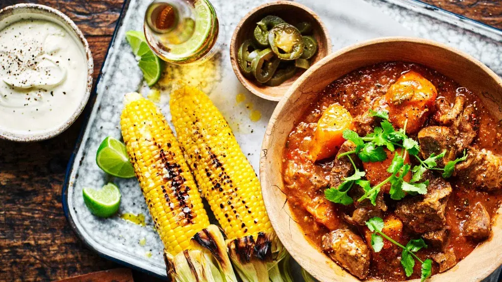 Ingredients, Key ingredients in slow cooker beef stew, What to serve with slow cooker beef stew, Can this beef stew be frozen?, More slow cooker dinner ideas