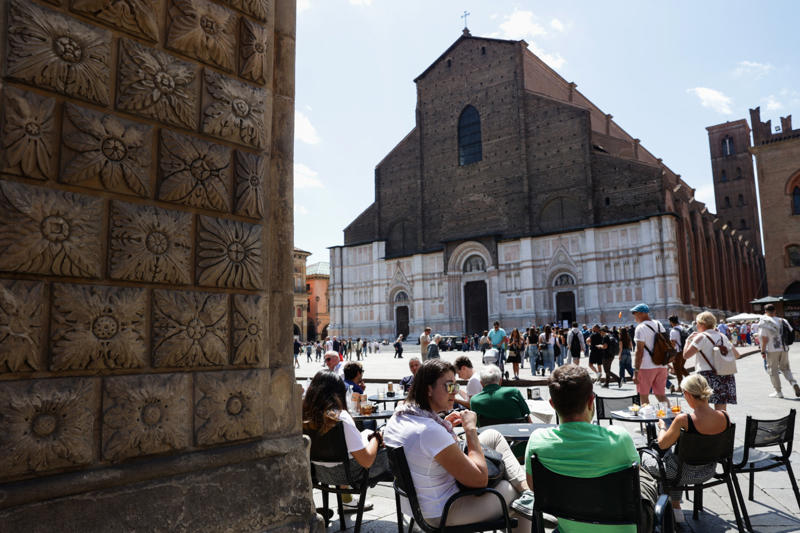 13. Italy 15. Indonesia, 14. Malaysia, 13. Italy, 12. Thailand, 11. South Korea, 10. India, 9. Canada, 8. Japan, 7. Germany, 6. Taiwan, 5. Vietnam, 4. Switzerland, 3. Mexico, 2. Ireland, 1. China