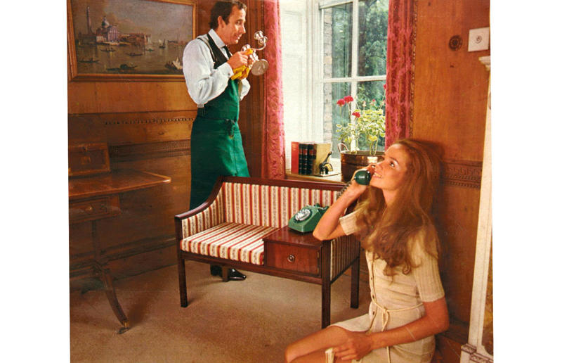 1970s: Chippy telephone tables Beautiful vintage adverts for home products around the world, 1922: Dominion Linoleum, 1926: Electrolux vacuums, 1920s: pianos, 1931: Neolux light fittings, 1932: solid wood desks, 1937: Carrier air-conditioning units, 1930s: Frigidaire refrigerators, 1942: Bowmans furniture, 1945: Belmont televisions, 1940s: Scotch tape, 1940s: Westinghouse washing machines, 1950: kit homes, 1955: blast-resistant houses, 1957: Admiral televisions, 1957: Grècéram floor tiles, 1950s: WalPaMur paint, 1962: Australuco aluminium, 1963: Bell extension phones, 1967: Edison Electric Institute, 1960s: Georgia-Pacific panelling, 1973: Armstrong floors, 1974: Pioneer speakers, 1970s: Chippy telephone tables, 1986: Sony remote controls, 1980s: Sun dishwasher soap, 1980s: Playmobil home, 1991: Sony Walkman, 1999: Apple iMac computers, 1990s: IKEA blinds