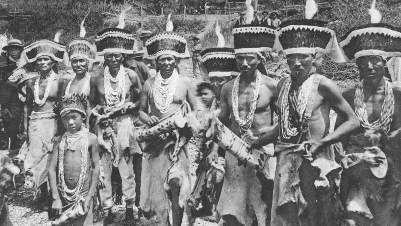 1. Navajo (Diné), 2. Chickasaw, 3. Sioux (Lakota, Dakota, Nakota), 4. Iroquois (Haudenosaunee Confederacy), 5. Apache, 6. Pueblo, 7. Shoshone, 8. Choctaw, 9. Cherokee, 10. Seminole, 11. Blackfeet (Blackfoot), 12. Nez Perce, 13. Hopi, 14. Cree, 15. Wampanoag, 16. Lenape (Delaware), 17. Comanche, 18. Osage, 19. Mohican, 20. Yurok