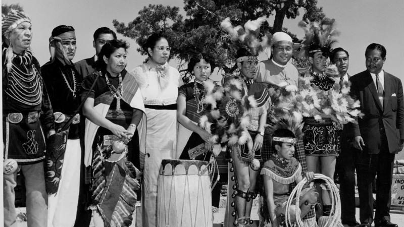 1. Navajo (Diné), 2. Chickasaw, 3. Sioux (Lakota, Dakota, Nakota), 4. Iroquois (Haudenosaunee Confederacy), 5. Apache, 6. Pueblo, 7. Shoshone, 8. Choctaw, 9. Cherokee, 10. Seminole, 11. Blackfeet (Blackfoot), 12. Nez Perce, 13. Hopi, 14. Cree, 15. Wampanoag, 16. Lenape (Delaware), 17. Comanche, 18. Osage, 19. Mohican, 20. Yurok