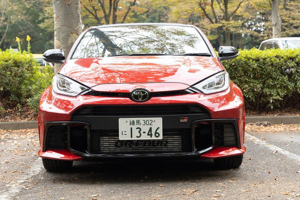 【GRヤリスRZハイパフォーマンス】世界一ホットな3ドアハッチ, 【AURA NISMO チューンドe-POWER 4WD】電動なのに古典的, 【FIT e:HEV RS】普段乗りを楽しみたい方に向けた1台, 【まとめ】速さのトヨタ、快適さのHonda、中庸の日産