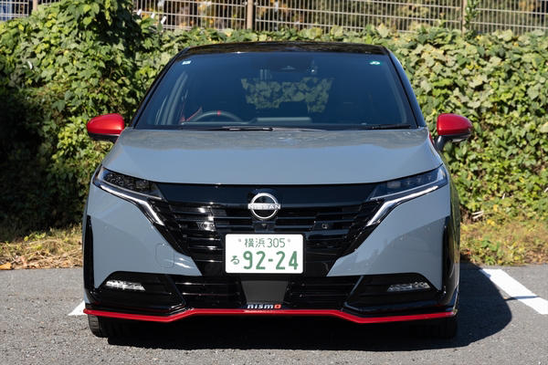 【GRヤリスRZハイパフォーマンス】世界一ホットな3ドアハッチ, 【AURA NISMO チューンドe-POWER 4WD】電動なのに古典的, 【FIT e:HEV RS】普段乗りを楽しみたい方に向けた1台, 【まとめ】速さのトヨタ、快適さのHonda、中庸の日産