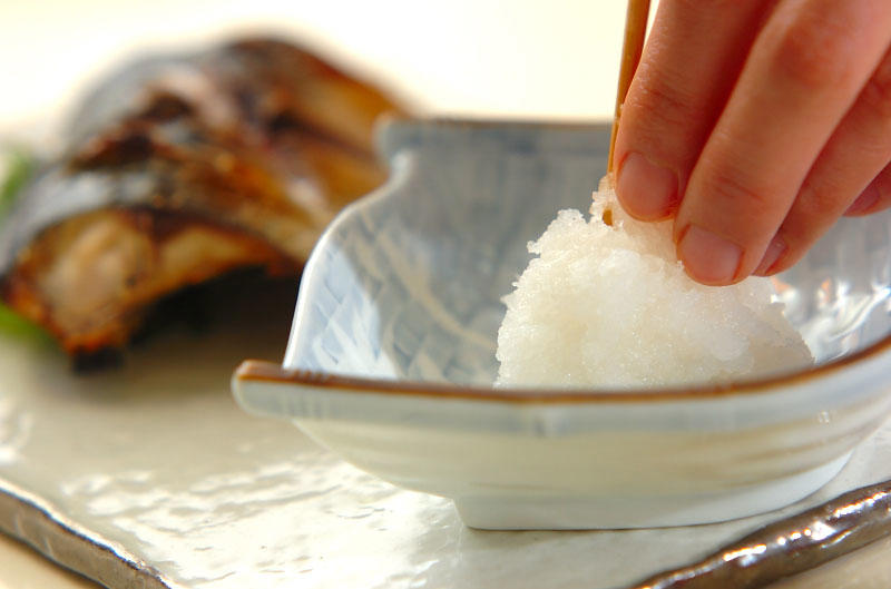 おいしく焼くためのポイント, 皮がくっつかないようにするには？, グリルで簡単！ サバの塩焼き, 切り身でふっくら鯛の塩焼き, 干物のグリル焼き, おいしく焼くためのポイント, くっつき防止の工夫, サバのオイル焼き
