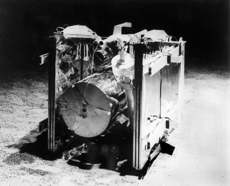 Scientific instruments American flags, Lunar Module descent stages, Scientific instruments, Astronaut boots, TV cameras, Gold olive branch, The Fallen Astronaut memorial, Apollo 14’s golf balls, Apollo 12 plaque, Solar Wind Composition Experiment foils, Descent stage ladders, Soviet lunar landers, Spacecraft, Film gear, Gene Cernan’s daughter’s initials, Lunar portable magnetometer