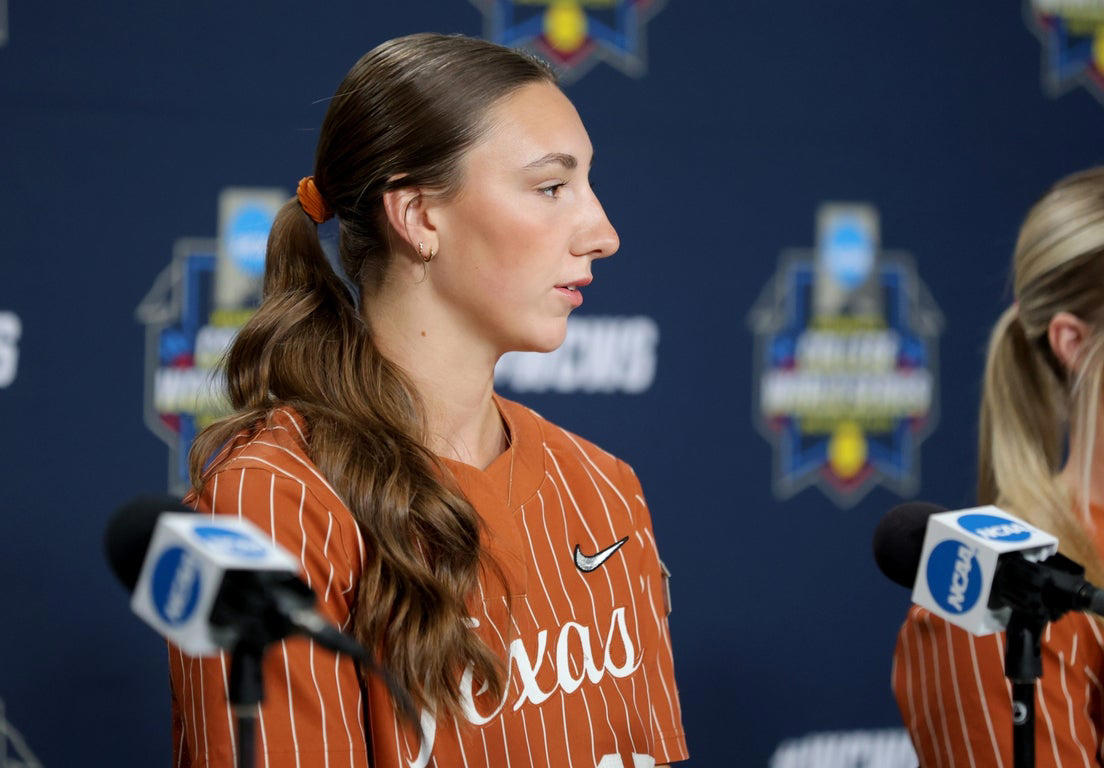 Amazing photos of Teagan Kavan and the champion Texas Longhorns softball team