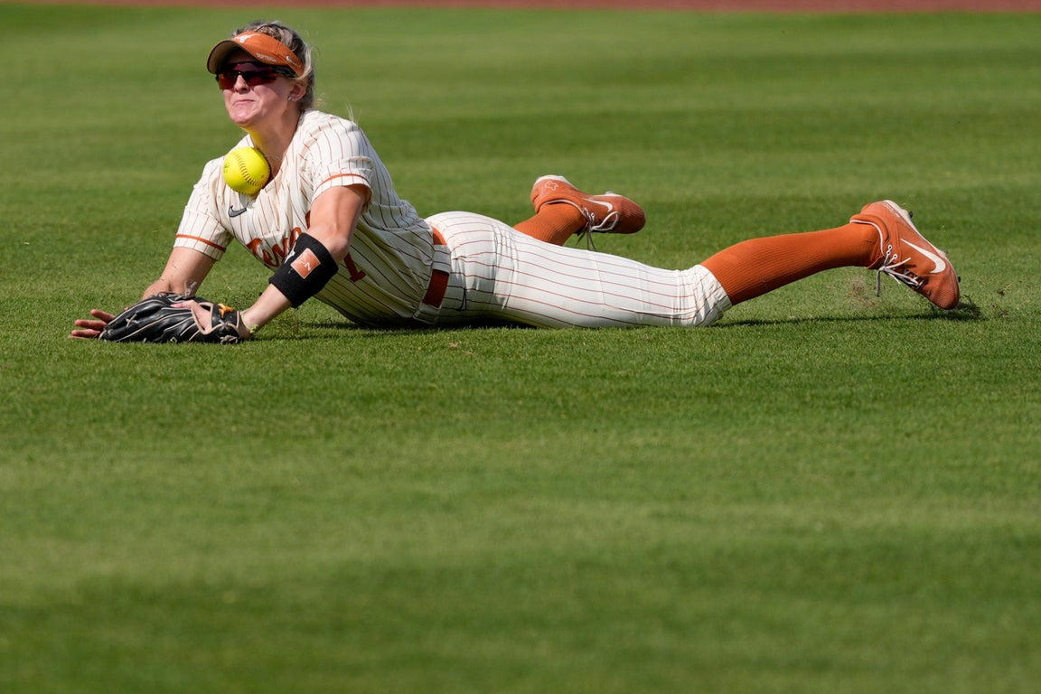 Amazing photos of Teagan Kavan and the champion Texas Longhorns softball team