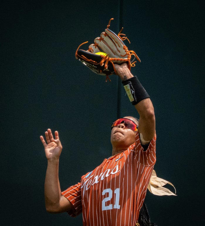 Amazing photos of Teagan Kavan and the champion Texas Longhorns softball team
