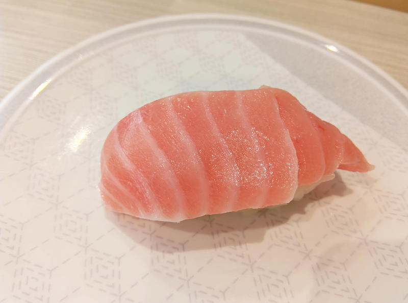 ・大とろ祭り開催できず, ・富山湾産 大振り生ほたるいか（税込209円）, ・山盛り炙りとろサーモンつつみ（税込209円）, ・山盛り赤えびつつみ（税込209円）, ・長崎県産剣先いか（税込209円）