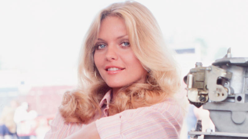 Michelle Pfeiffer: The Californian beauty queen The unexpected path to stardom, Halle Berry: From 'Miss Ohio' to the Oscars, Michelle Pfeiffer: The Californian beauty queen, Sharon Stone: Pennsylvanian beauty queen, Gal Gadot: From 'Miss Israel' to 'Wonder Woman', Vanessa Williams: 'Miss America' with scandal Included, Priyanka Chopra: From 'Miss World' to international star, Sophia Loren: The Italian charm, Lynda Carter: The first 'Wonder Woman'