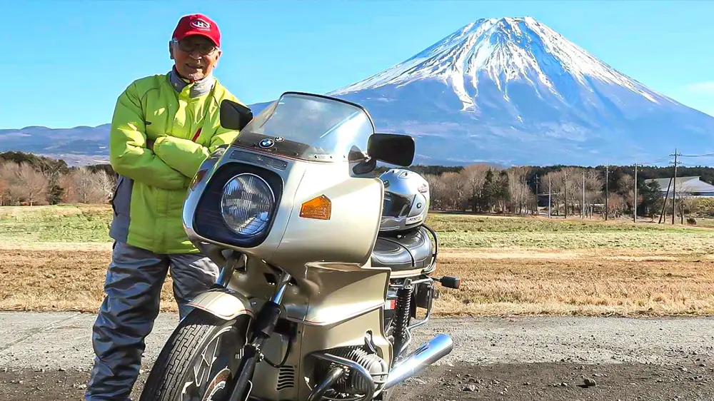最初のバイクはエンジンもミッションもメイドイン名古屋, バイク好きが興じてモータースポーツにも熱中, 西へ東へバイクを変えながら東西奔走, 一年の初めは富士山を見に行くツーリング, バイクが与えてくれたもの。バイクに対する想いとは, 二輪車の楽しさや利便性、安全性に関する情報を発信
