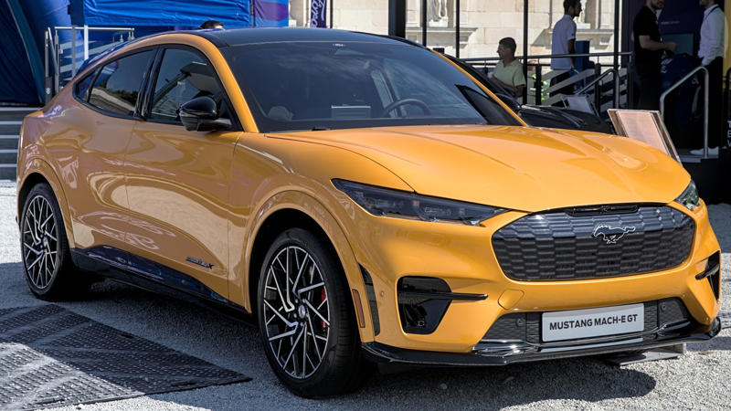 1. Tesla Model S (2012–2018), 2. Subaru Outback, 3. Lexus NX, 4. Chevrolet Malibu, 5. Chevrolet Camaro, 6. Ford Mustang Mach-E, 7. Chrysler 300, 8. Volkswagen ID.4, 9. Mazda 3, 10. Honda Civic, 1. BMW 3 Series, 2. Mercedes-Benz E-Class, 3. Hyundai Ioniq 5, 4. Kia EV6, 5. Audi A6, 6. Toyota Camry, 7. Genesis GV70, 8. Porsche Taycan, 9. Volvo XC60, 10. Lucid Air