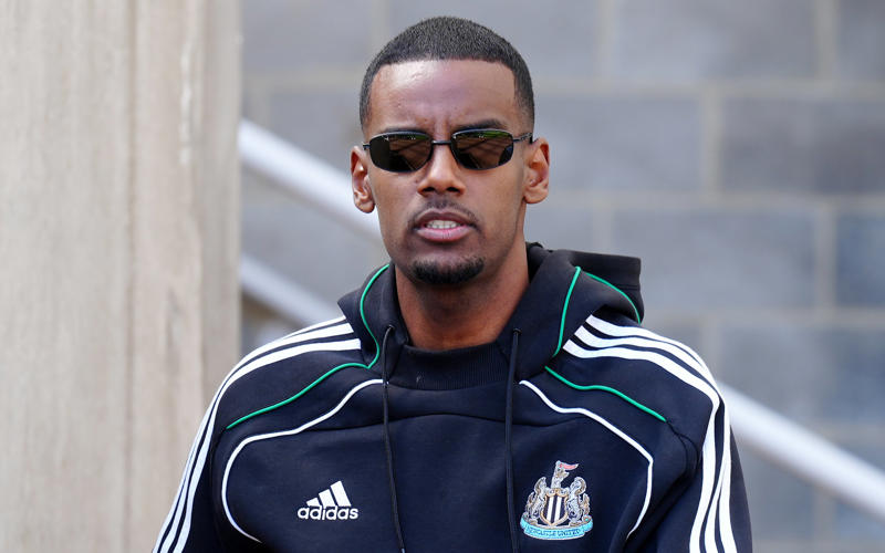 Latest transfer news headlines, Bayern consider Gittens hijack, Arsenal could give up on Sesko, Bayern refusing to give up Williams pursuit, Fenerbahce offer David contract, United table bid for Lunin, Arsenal to wait on Rodrygo, Al Hilal target AC Milan star, Burnley to sign new keeper, Pogba set for Monaco switch, Fulham to profit from Elliot transfer, Brighton target Flamengo full-back, United set Antony asking price, Three way fight for Sancho, Leicester enter manager market, Guehi set to leave Palace, Brighton eye Elliot, Bayern Munich target Martinelli, WSL transfer latest: City sign young phenom, United eye Liverpool star, Liverpool offer Nunez and Chiesa for Osimhen, Szczęsny to extend Barcelona stay, Man United prepare Real Madrid deal, De Bruyne to play a role in Grealish move, Newcastle intensify Elanga interest, Bournemouth hold out for Zabarnyi, Courtois: I want to retire at Real Madrid, Deco speaks on Barcelona transfer to-do list, Arsenal target Brentford star, Liverpool deal 'here we go', Fulham midfielder chooses Everton, Chelsea end interest in Spanish talent, Arsenal striker search hits the rocks, Williams wants to join Barcelona, 'Exploratory talks' over Chelsea striker, Arsenal ready to accelerate Rodrygo move, Guardiola wants to cut Man City squad, Spurs join race for Garnacho, No Chelsea plans over Maignan deal, Arsenal 'agree' first summer deal, Liverpool close in on Guehi deal, Chelsea have new defender target, Arsenal target shock move for PSG star, Fenerbahce table Duran offer, Guehi prepared to see out Palace deal, Chelsea will not renew Maignan interest, Rashford: I'd love to play with Yamal, Atletico chase Digne, PSV offered Ferguson, Sunderland pursue Vanat, City open to Gundogan departure, Quansah to Leverkusen 'done', Fulham eye Palhinha return, Saudi interest rivals Monaco for Pogba, Zubimendi visits London Colney, Carnesecchi a Man Utd target if Onana leaves, Isak an 'unrealistic' target for Liverpool, Juve interested in Sancho, Holmgaard to leave Everton, Real interested, Onana wants to stay at Man United, Palhinha pondering Premier League return, Italian interest in Jackson, Liverpool eye shock Osimhen swap, Wirtz: First conversation with Slot had impact, Semenyo valuation puts off suitors, Antony pushing for summer exit, Andrews in line for Brentford job, Martinez eyes up Man United move, Atletico turn away from Robertson, Galatasaray keen on Gundogan, Arsenal linked with Premier League midfielder, Man United face goalkeeper decision, Nuno handed new Forest contract, Guehi move to Liverpool in doubt, Maresca wants Diomande at Chelsea, Arsenal push on with Hato talks, Chelsea plot Pedro hijack, Arsenal new midfield target, Emi Martinez latest, London City sign Lyon star, PSG submit fresh offer for Zabarnyi, Chelsea told to steer clear of Garnacho, Manchester United plot Ekitike plan, Kudus rumours set to rumble on, Walker-Peters eyed for Spurs return, Liverpool reach Kerkez agreement, Napoli keen on Nunez, Rashford could be set for another loan, Wirtz completes medical!, Update on Liverpool interest in Isak, Four Man United players to be left out of tour, Maresca responds to Madueke rumours, Arsenal sent Zaire-Emery message, Zubimendi arrives in London, Man United make Martinez approach, Kerkez to Liverpool a 'done deal', Quansah to complete Leverkusen move, Chelsea plot Pedro hijack, Kehl reveals Gittens 'conversations', Tottenham make Kudus approach, Gyokeres makes transfer decision