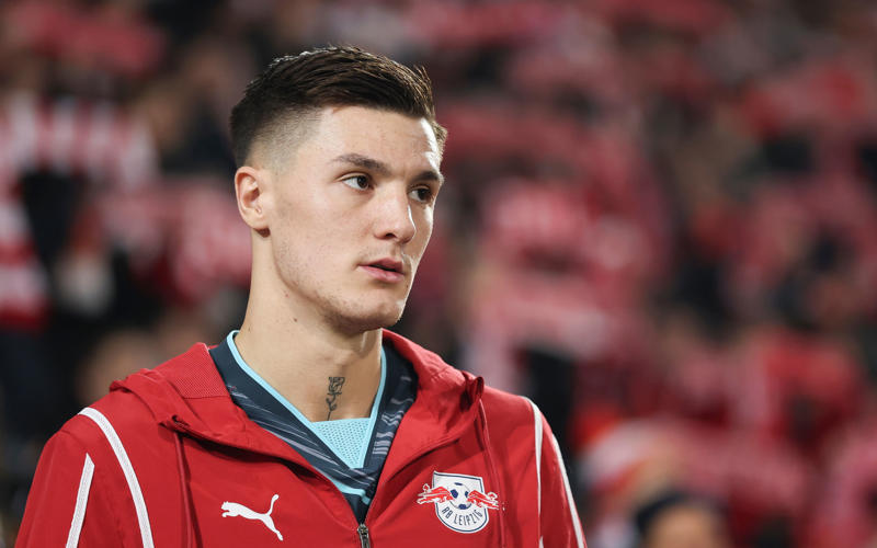 Latest transfer news headlines, Isak considering 'all options', Thiago Silva's son signs Chelsea scholarship, Timothy Weah agrees terms with Ligue 1 side, Marcus Rashford lands in Barcelona, James Trafford agrees City return, Wissa agrees terms with Newcastle, BlueCo shenanigans continue, Evan Ferguson to complete Roma switch, Alvaro Morata finds new club, Rashford en route to Spain, Gabriel Magalhães on Viktor Gyokeres, Galatasaray confident of landing Ederson, Mbeumo agrees contract as United eye strikers, Nunez bags hat-trick, Man Utd face Mbeumo issue, Mosquera latest, Liverpool book Ekitike medical, Gibbs-White claim confirmed, Simons interest, DONE DEAL, Nunez deal off, Gyokeres to Man Utd rumour addressed, Keeley leaves Spurs, Bayern prepare fresh Luis Diaz bid, Arsenal tour squad, Chelsea set Renato Veiga asking price, Howe voices frustrations, Potter delighted with new West Ham signing, Man City eye Trafford deal, Galatasaray make Ederson bid, Sancho to join Juventus, Walker-Peters shirt number, Rodrygo latest, DONE DEAL, Ekitike to Liverpool imminent?, Aubameyang finds new home, Arsenal take big step towards Gyokeres deal, Isak latest, Tottenham in talks for Joao Palhinha, Liverpool close in on £82m Ekitike, Liverpool to bid again for Ekitike, Sesko wants to join Man Utd, Patrick Bamford update..., Evan Ferguson to Roma, Bayern prepare fresh Diaz bid, Amorim pleased with new signing, Arsenal take new signings to Singapore, Aubameyang finds new home, Arsenal close to Gyokeres agreement, Napoli drop interest in Nunez, Napoli make Osimhen decision, Gibbs-White transfer twist, Isak not in Newcastle squad, Ferguson set for Roma, Real to extend two key contracts, Barca advancing on Rashford deal, United eye midfielder, Keeley leaves Spurs, DONE DEAL! Villa sign LASK teenager, DONE DEAL! Leeds sign Stach, Isak open to Saudi switch, Auba back to Marseille, Fenerbahce set for PSG double swoop, Vinicius Jr targeted for Saudi Pro League move, Sancho to Forest?, Arsenal accidentally leak image of FIFTH summer signing, Newcastle confirm signing, Nwaneri signs, Man Utd book Mbeumo medical, DONE DEAL, Isak 'wants' Liverpool move, Tottenham register Zabarnyi interest, Simons interest, Man City rival Newcastle for Trafford, DONE DEAL!, Wissa is keen to leave Brentford, Madueke tipped for Arsenal left wing as key Martinelli difference revealed, DONE DEAL: Sels extends Forest stay, Leverkusen hope to hold on to Xhaka, City name preferred goalkeeper replacement, Maddison back in training but Kulusevski remains absent, Madueke to miss preseason tour, Jackson expected to stay at Chelsea, Ademola Lookman eyes Inter switch, Isak open to Saudi switch, Frank says risk of sack drove his desire to join Spurs, Madueke confirms Chelsea departure, DONE DEAL: Danilo completes Botafogo switch