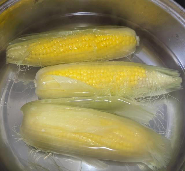 腸活におすすめのとうもろこしの栄養とは, 美味しいとうもろこしの選び方, 甘みを引き出す加熱方法, 鮮度が命のとうもろこしを美味しくいただこう