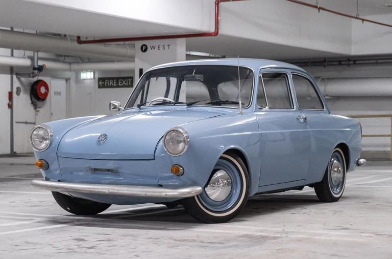 1. 1945 Volkswagen Beetle, 2. 1948 Porsche 356, 3. 1950 Volkswagen Type 2, 4. 1954 Jensen 541, 5. 1955 Citroën DS, 6. 1956 Renault Dauphine, 7. 1956 Tatra 603, 8. 1957 NSU Prinz, 9. 1958 Renault Caravelle/Floride, 10. 1959 BMW 700, 11. 1961 Volkswagen Type 3, 12. 1962 Renault R8, 13. 1964 Volkswagen Beach Buggy, 14. 1965 Fiat 850 Spider, 15. 1965 Porsche 911 targa, 16. 1966 Alfa Romeo Spider, 17. 1966 Lotus Europa, 18. 1968 Fiat 500L, 19. 1968 Volkswagen Type 4, 20. 1969 Porsche 914, 21. 1971 Lotus Elan Sprint fhc, 22. 1972 Fiat 126, 23. 1972 Jensen-Healey, 24. 1974 Lamborghini Countach, 25. 1974 Tatra 613